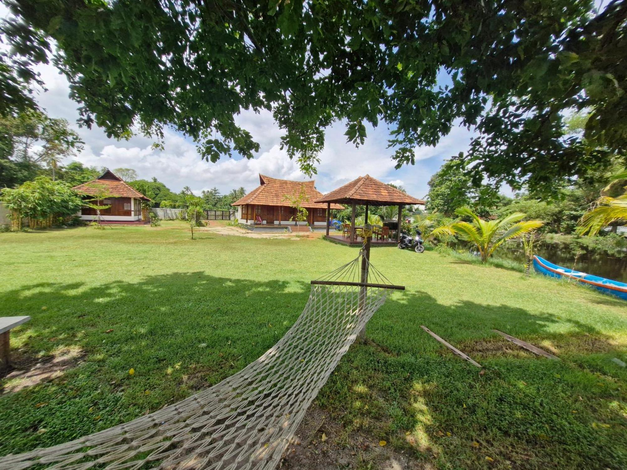 Gypsea Marari Bed & Breakfast Alappuzha Luaran gambar